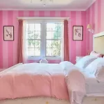 Hollywood Home